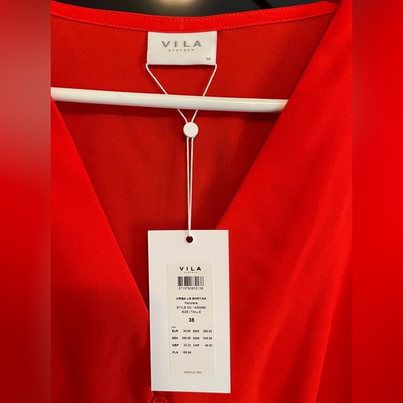 Vila Button through yea blouse - Picture 6 of 9
